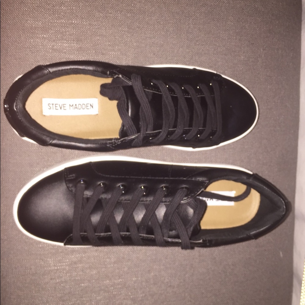 Steve Madden sneakers